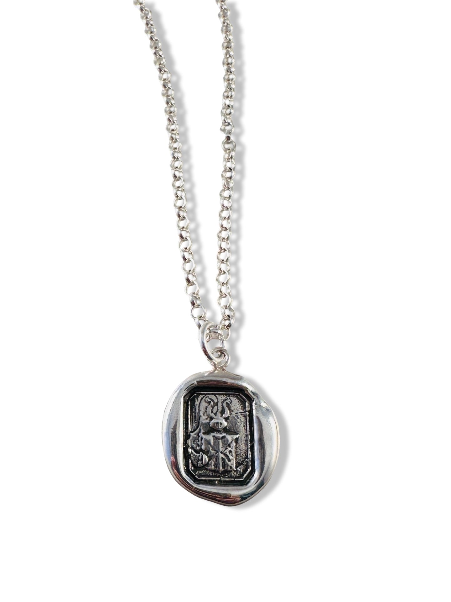 Small Victory Horn Chain Necklace